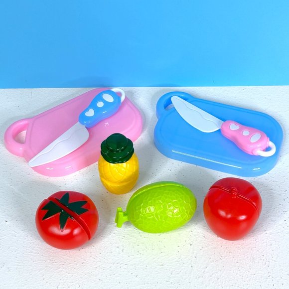 Lot of Toy Pretend Play Sliceable Food Plastic‎ Toy Knives & Cutting Boards - Picture 1 of 7